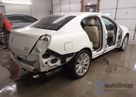 2014 Lincoln Mks Ecoboost z USA, uszkodzony, nr VIN 1LNHL9FT2EG605020